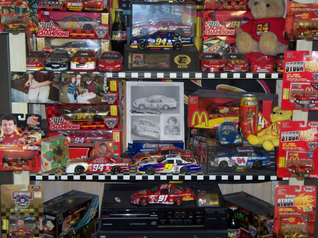 chase elliott snowball derby diecast