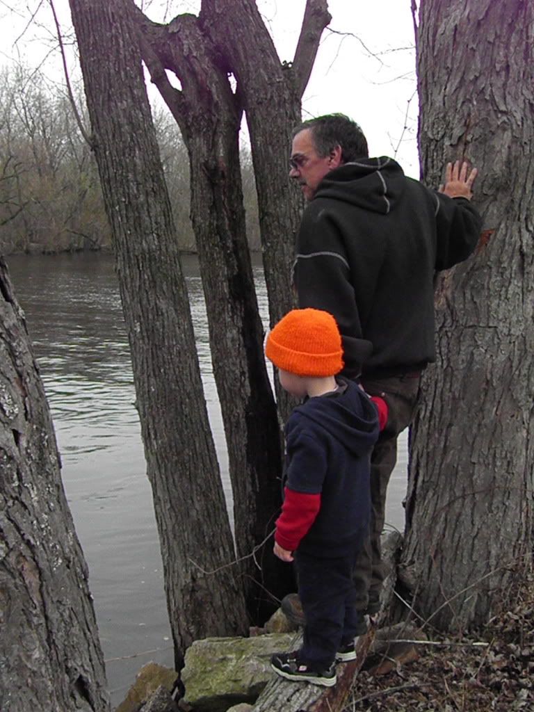 Kayne and Bampa, Watching for sturgeon