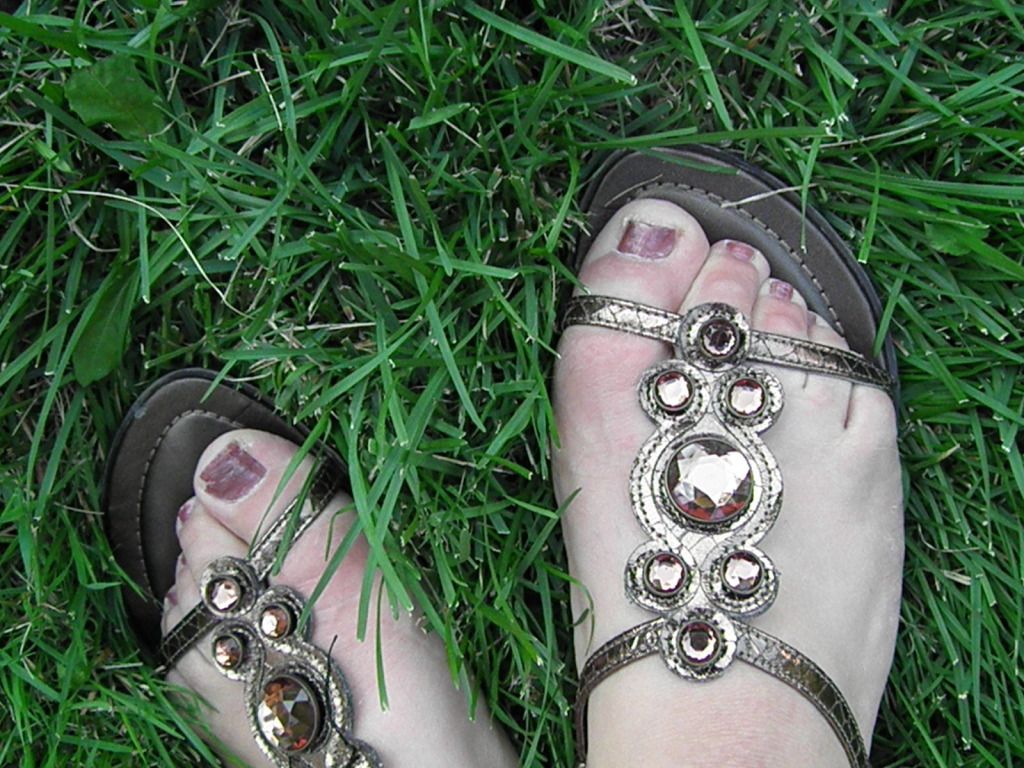 Thrift Shopping, Thrifted sandals