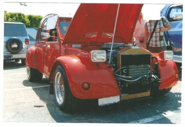 Just a quick hello to you post pictures from 2cv V8