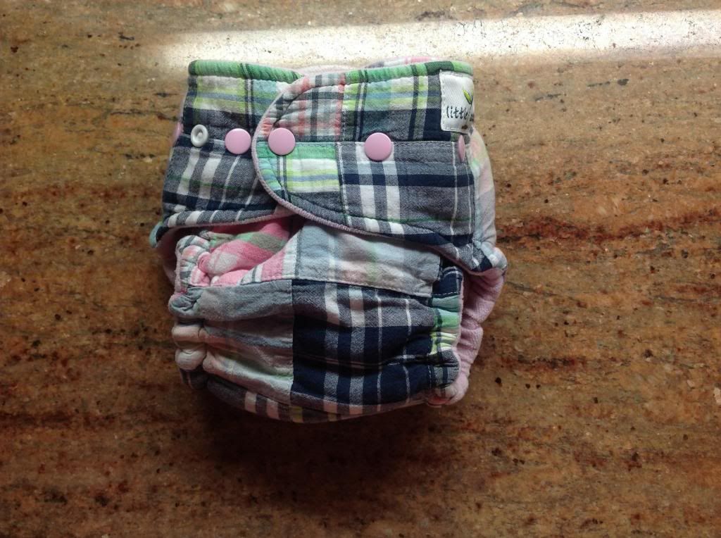 Little Seedlings fitted ~ Plaidette~ Little Seedlings fitted ~ Plaidette~