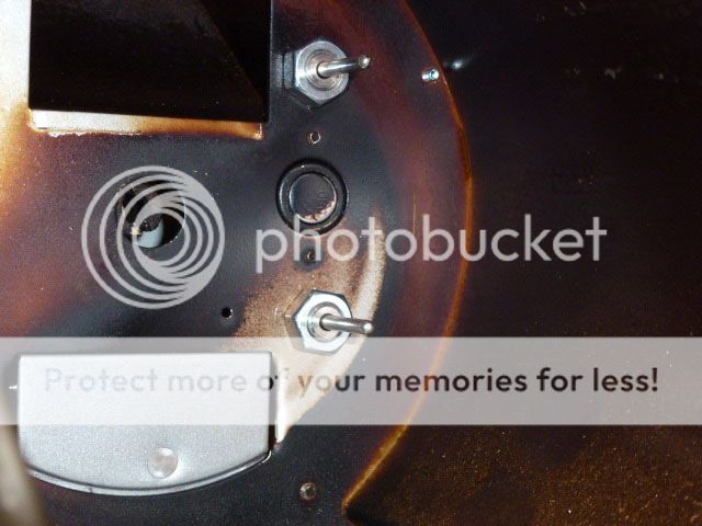 i1066.photobucket.com/albums/u414/turtle-web/food/coffee/Hottop/mods/probes_inside_roasting_chamber1_zpsba5e706f.jpg